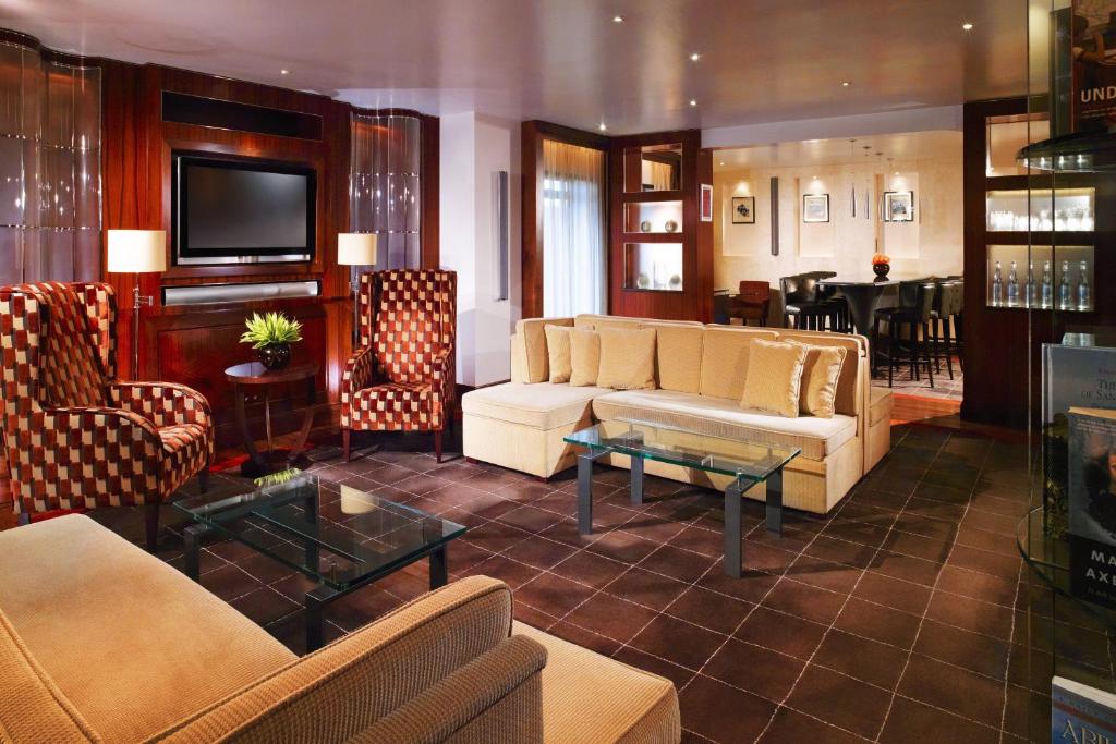 Sheraton Skyline Hotel London Heathrow