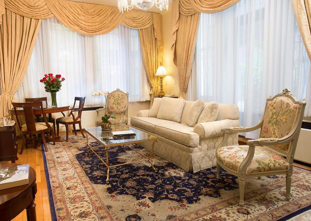 Fitzpatrick Grand Central