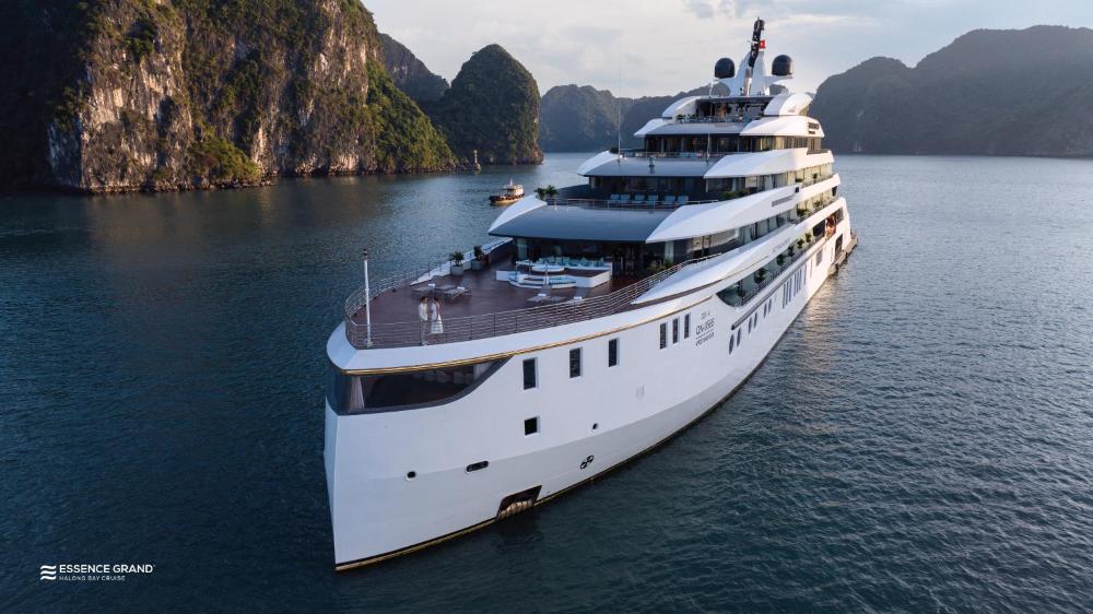 Grand Pioneers Halong Bay Cruise 1 - former Essence Grand Halong Bay Cruise 1