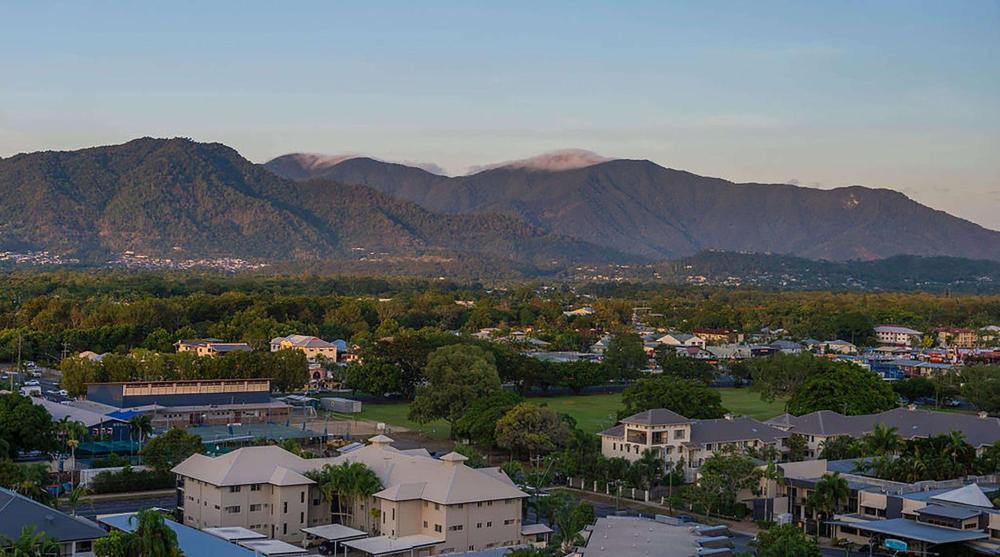 Rydges Esplanade Resort Cairns